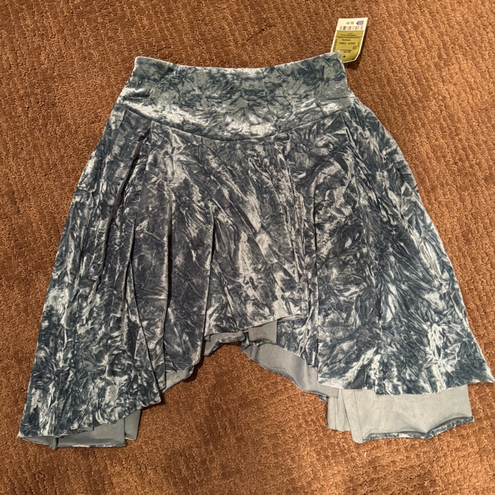 SILENCE +NOISE WILLA CRUSHED VELVET SKIRT XS THE BUCKLE
